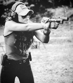 带枪的女人在线观看,带枪女人的复仇之旅  第1张